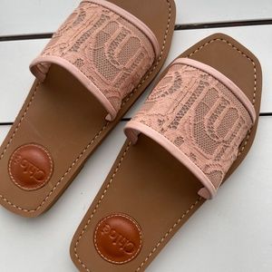 Chloe laced slippers Size 35